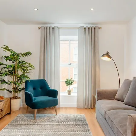 Apartment Modern In The Heart Of The City I Pass The Keys